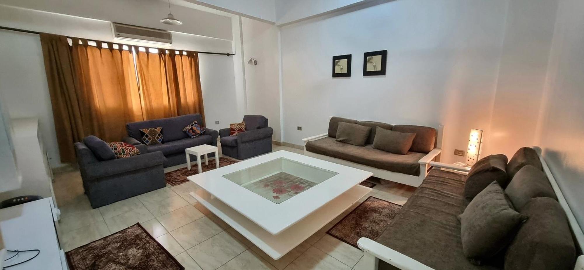 Apartamento Abo Hisham Nile Flat Luxor Exterior foto